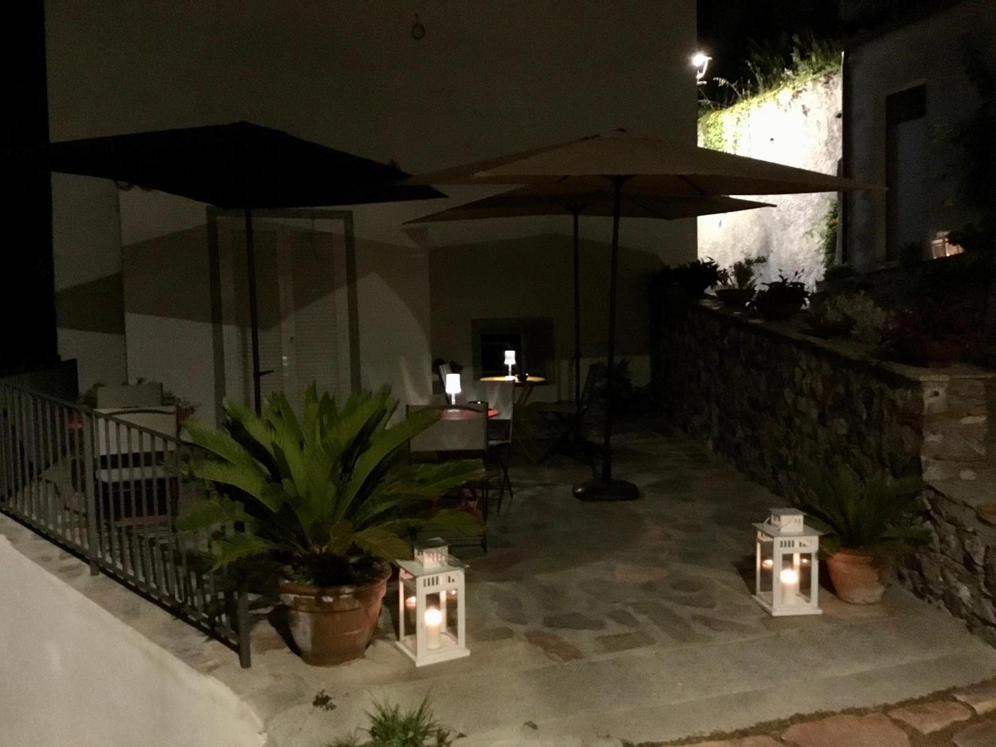 Un Capriccio - Ginepro Apartment Aieta Екстериор снимка